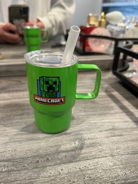 Mini Minecraft Tumbler with Straw